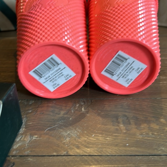 Brand New Starbucks gift bundle - Picture 4 of 5